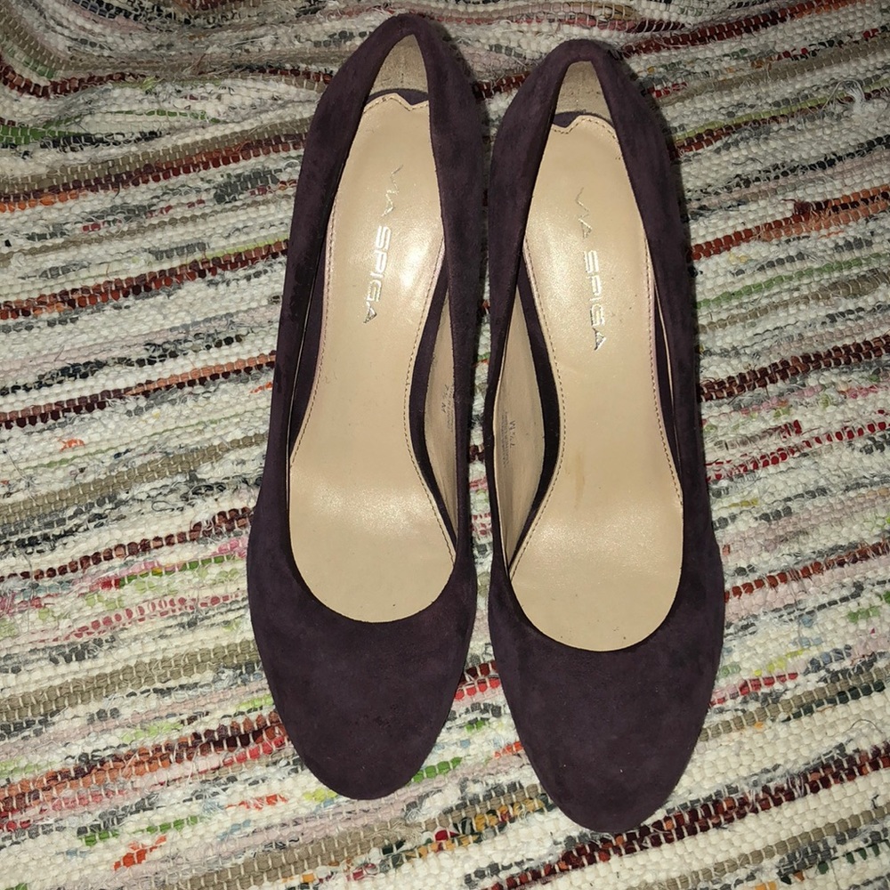 Purple wedges